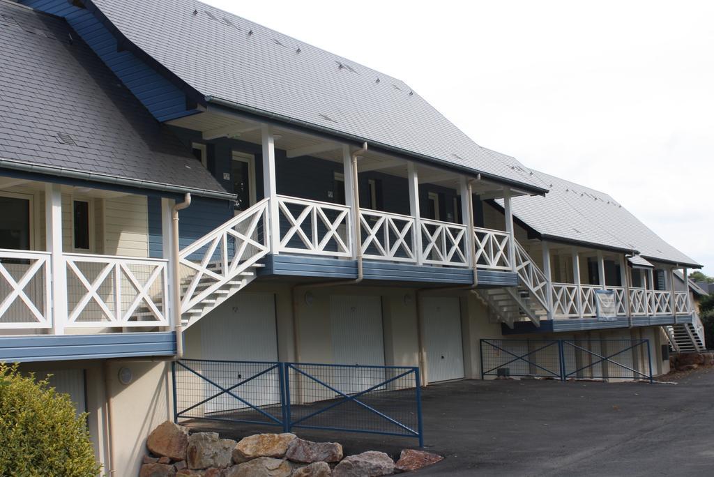 Contact Hotel - Motel Les Bleuets & Spa La Rivière-Saint-Sauveur Exterior foto